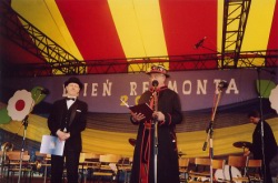 Jerzy Kabat - Wójt Gminy Lipce Reymontowskie, oraz Marcel Szytenchelm - wodzirej imprezy
